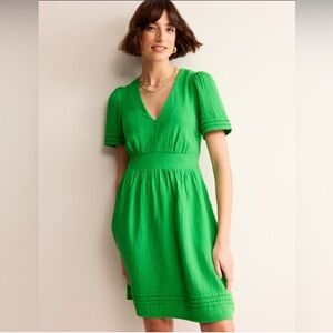 Boden 2024 Eve Double Cloth Dress in Kelly Green